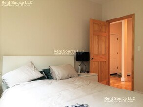 20 Radcliffe Rd, Unit 1 in Somerville, MA - Building Photo - Building Photo
