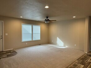 4741 Treewood Ct in Florence, OR - Building Photo - Building Photo