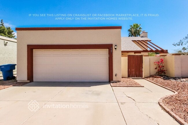 property at 1701 N Pleasant Dr