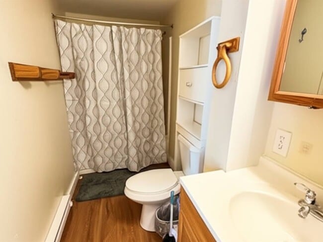 724 Church St in Hawley, PA - Building Photo - Building Photo