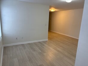 553 Memorial Dr Ext, Unit Unit G in Greer, SC - Building Photo - Building Photo