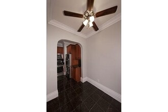 25 Trinity Pl in Hewlett, NY - Building Photo - Building Photo