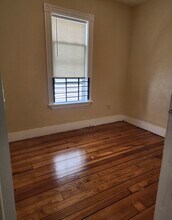 460 Quincy St in Boston, MA - Building Photo - Building Photo