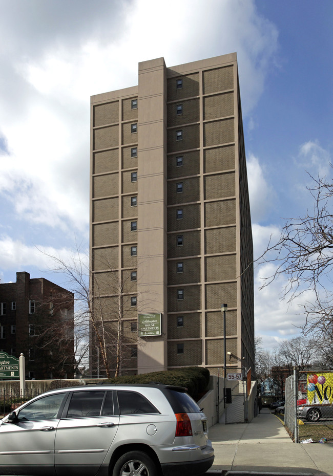 Arlington House Apartments in East Orange, NJ - Building Photo - Building Photo