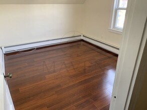 76 Cameron Ave, Unit 3 in Somerville, MA - Building Photo - Building Photo