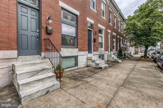 property at 3611 Hudson St