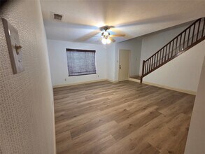 14718 Earlswood Dr in Houston, TX - Building Photo - Building Photo