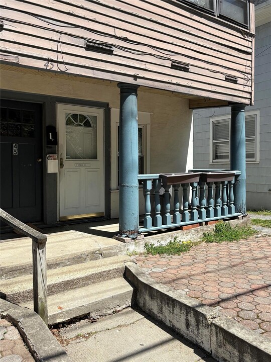 45 Scudder Ave in Northport, NY - Building Photo