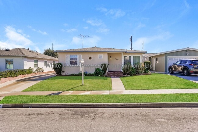 property at 3812 W 172nd St