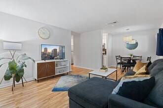 2603 Parker Ln in Austin, TX - Building Photo - Building Photo