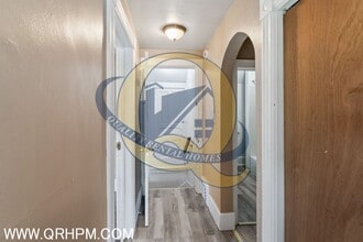 613 N Granger St in Saginaw, MI - Building Photo - Building Photo