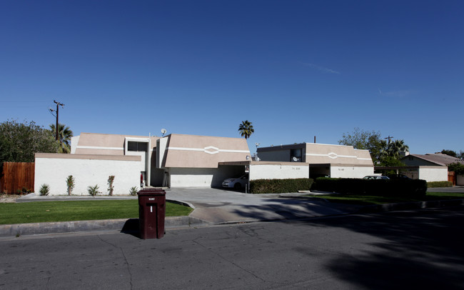 74090-74100 Chicory St in Palm Desert, CA - Building Photo - Building Photo