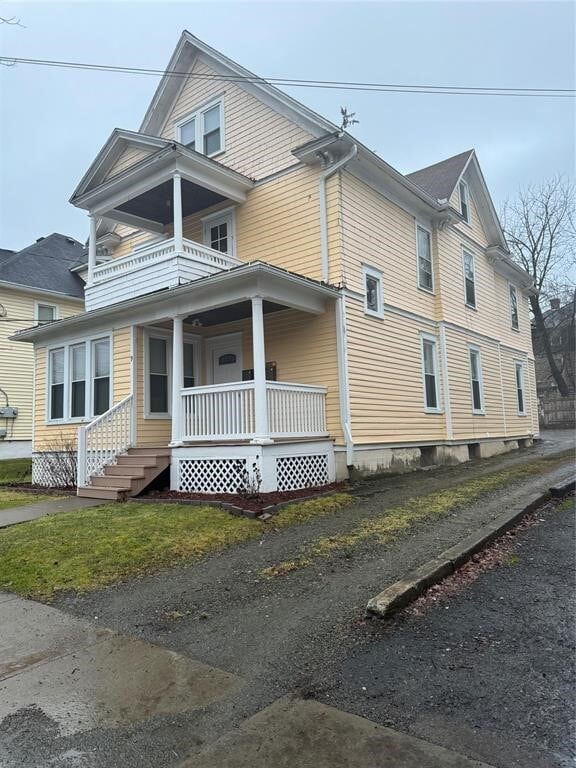 property at 9 Minden Ave