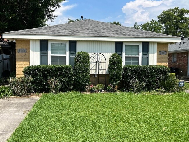 property at 6043 Milne Blvd