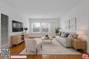 10620 Holman Ave in Los Angeles, CA - Building Photo