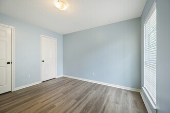 5827 Willow Park Dr in Richmond, TX - Building Photo - Building Photo