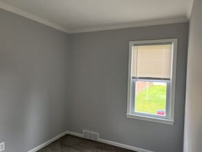 1380 Riverbank St in Lincoln Park, MI - Building Photo - Building Photo