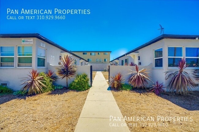 11324 S Truro Ave in Inglewood, CA - Building Photo - Building Photo