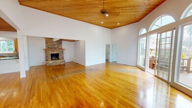 830 Coronado Ave in Coronado, CA - Building Photo - Building Photo