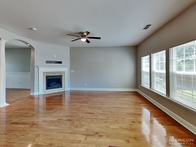 12925 Tahoe Dr in Charlotte, NC - Building Photo - Building Photo