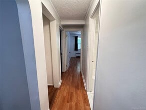85-16 Little Neck Pkwy in Queens, NY - Building Photo - Building Photo