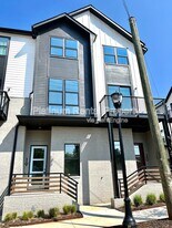 1350 May Ave SE in Atlanta, GA - Building Photo