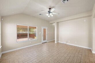 10409 Yellowstone Dr in Austin, TX - Building Photo - Building Photo