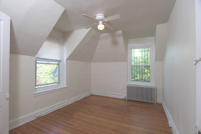 4823 Springfield Ave, Unit 1 in Philadelphia, PA - Building Photo - Building Photo