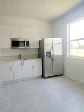 2942 SE 23rd Ave in Homestead, FL - Building Photo - Building Photo