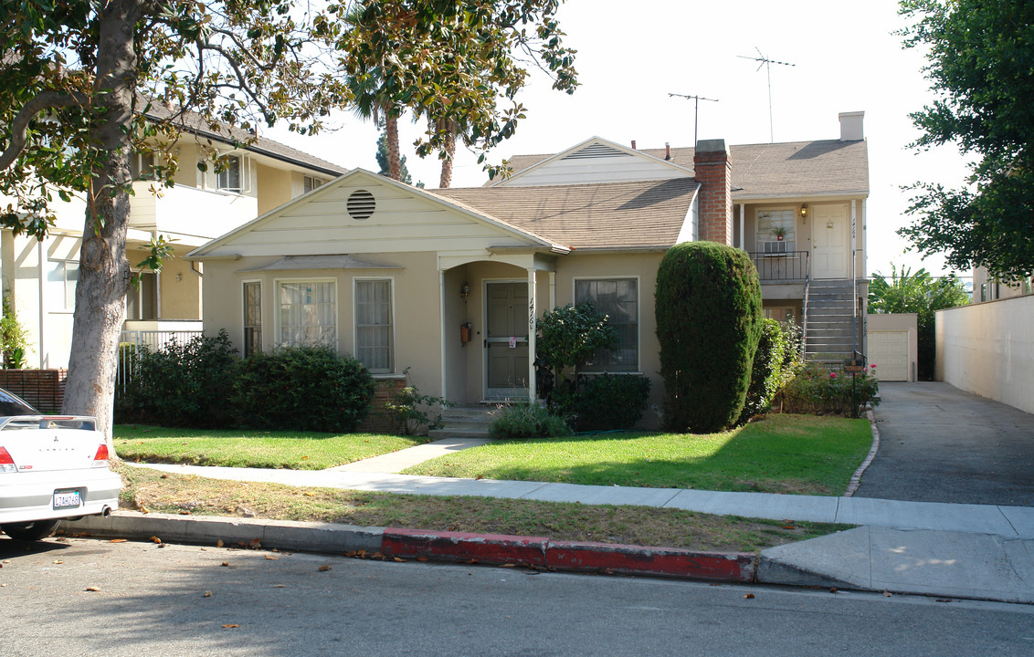 1416 Barrington Way in Glendale, CA - Building Photo