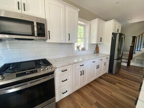 40 Tainter Hill Rd, Unit A in Millbury, MA - Building Photo - Building Photo