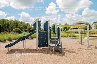 8472 Houndstooth Enclave Dr in New Port Richey, FL - Building Photo - Building Photo