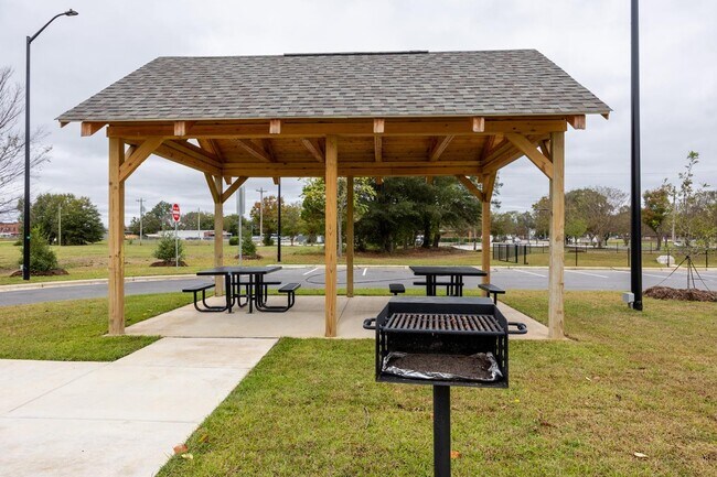 Pender Crossing in Wilson, NC - Foto de edificio - Building Photo