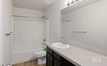 221 W Wausau St in Meridian, ID - Building Photo - Building Photo