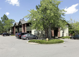 Quincy Ridge Apartments in Aurora, CO - Building Photo - Building Photo