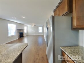 1259 Magnum Dr in Clarksville, TN - Foto de edificio - Building Photo