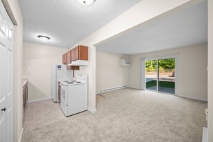 Timberlane Apartments in Peoria, IL - Building Photo