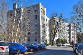 2737 Devonshire Pl NW in Washington, DC - Building Photo - Building Photo
