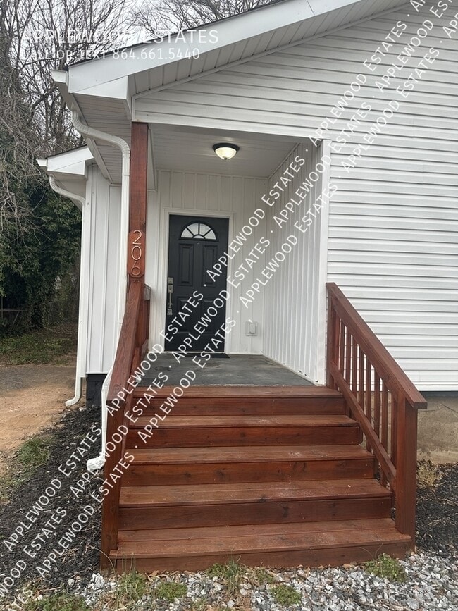 206 Boundary Dr in Spartanburg, SC - Building Photo - Building Photo