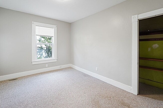 property at 17 Melville St