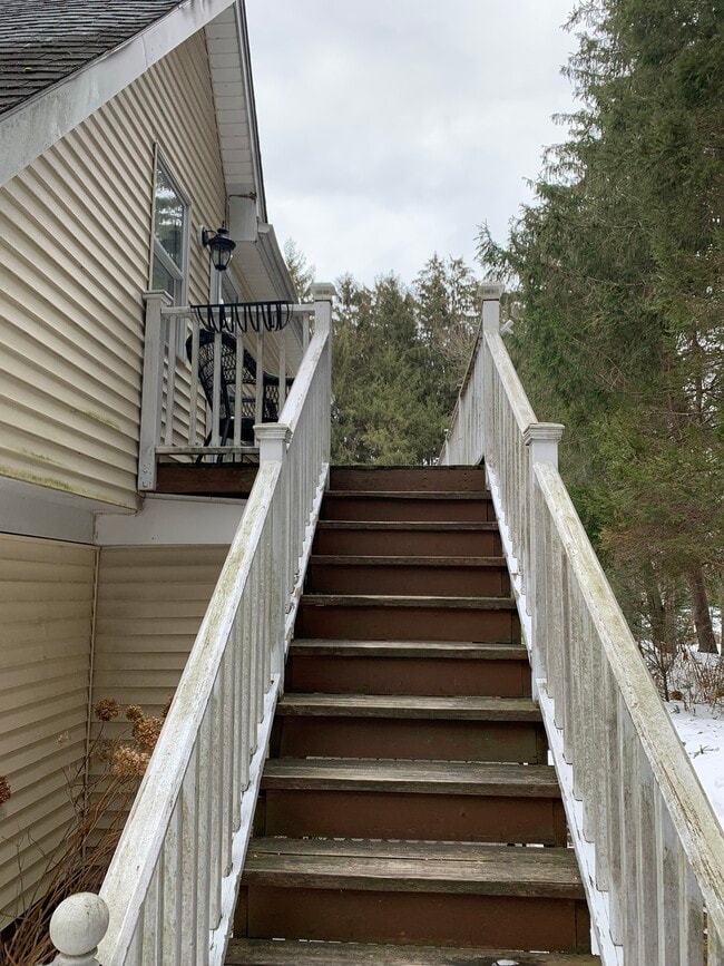 266 Mahopac Ave in Yorktown Heights, NY - Building Photo - Building Photo