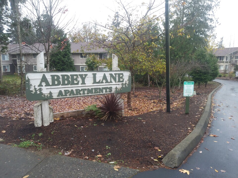 Abbey Lane Apartments in Port Orchard, WA - Foto de edificio