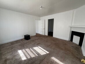 557 Perry Ave in Greenville, SC - Building Photo - Building Photo