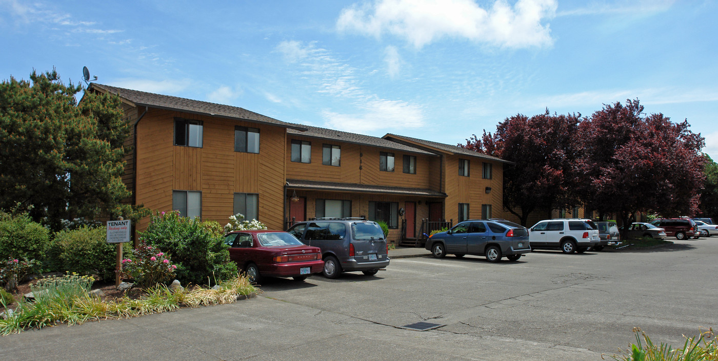 Sycamore Creek in Corvallis, OR - Building Photo