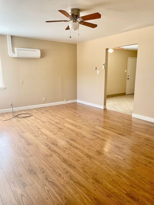 8335 Mariposa Ave in Citrus Heights, CA - Building Photo - Building Photo