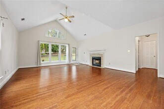 7536 Stonebridge Bay Ct in Stone Mountain, GA - Building Photo - Building Photo
