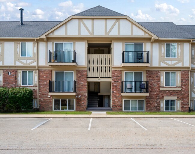Timberlane Apartments in Peoria, IL - Foto de edificio - Building Photo