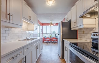 600 Grenfell Dr in London, ON - Building Photo