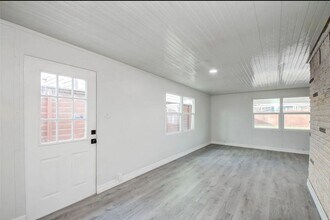 1109 Moody St in Houston, TX - Building Photo - Building Photo