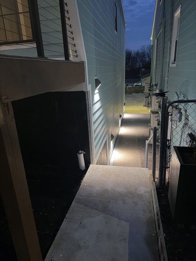 833 W Stone St, Unit C in Fayetteville, AR - Building Photo - Building Photo